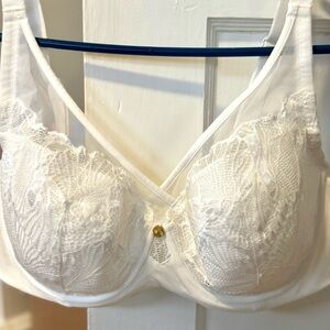 White lace bra 36DD